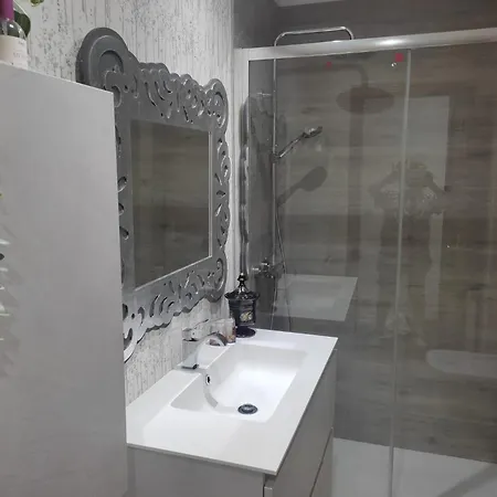 Velamayor Garaje Y Piscinas Апартаменты *