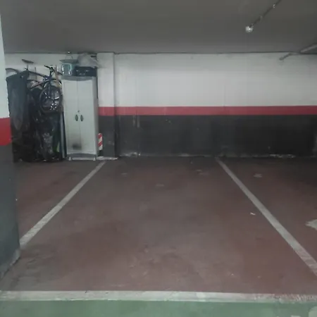 Velamayor Garaje Y Piscinas Apartmán Castro Urdiales