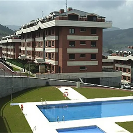 Velamayor Garaje Y Piscinas *